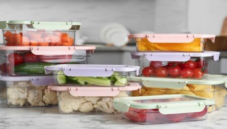 Plastik kaplarınız sarardı mı? Temizlemenin püf noktaları!